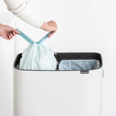 Papperskorg 2x30L BO Touch Bin med ben Vit