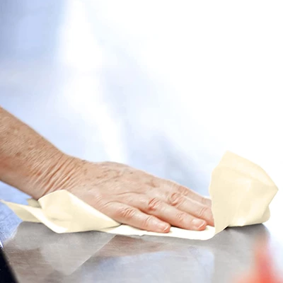 Handtorkpapper Tork Basic M1 C-matad 115m Gul 11rl