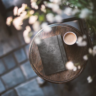 Kalender 2026 Stor Veckokalender Forma Deluxe svar