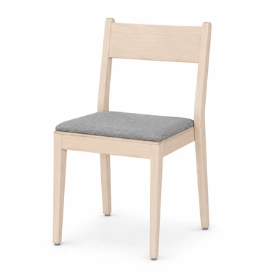 Stol Use med klädd sits Björk Klarlack